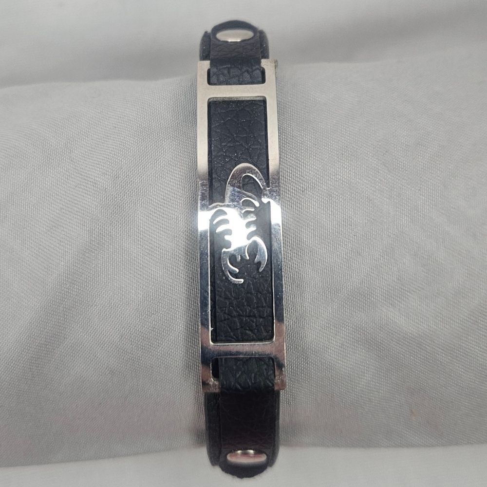 Stainless Steel Scorpion Black Bracelet 7.25" EUC Mens Jewelry Punk Alternative